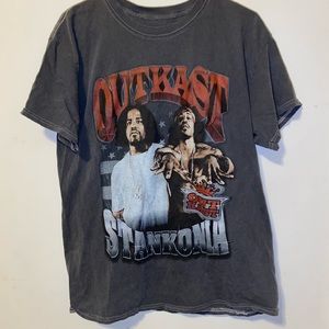 Outlast graphic t shirt